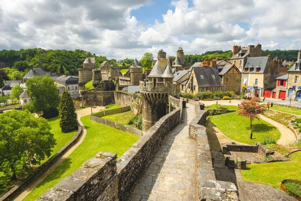 Appartement Avec Vue Fougères المظهر الخارجي الصورة